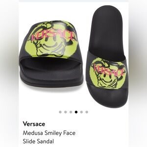 Kids Versace slides- Medusa Smiley Face - Blk size (35) US 3